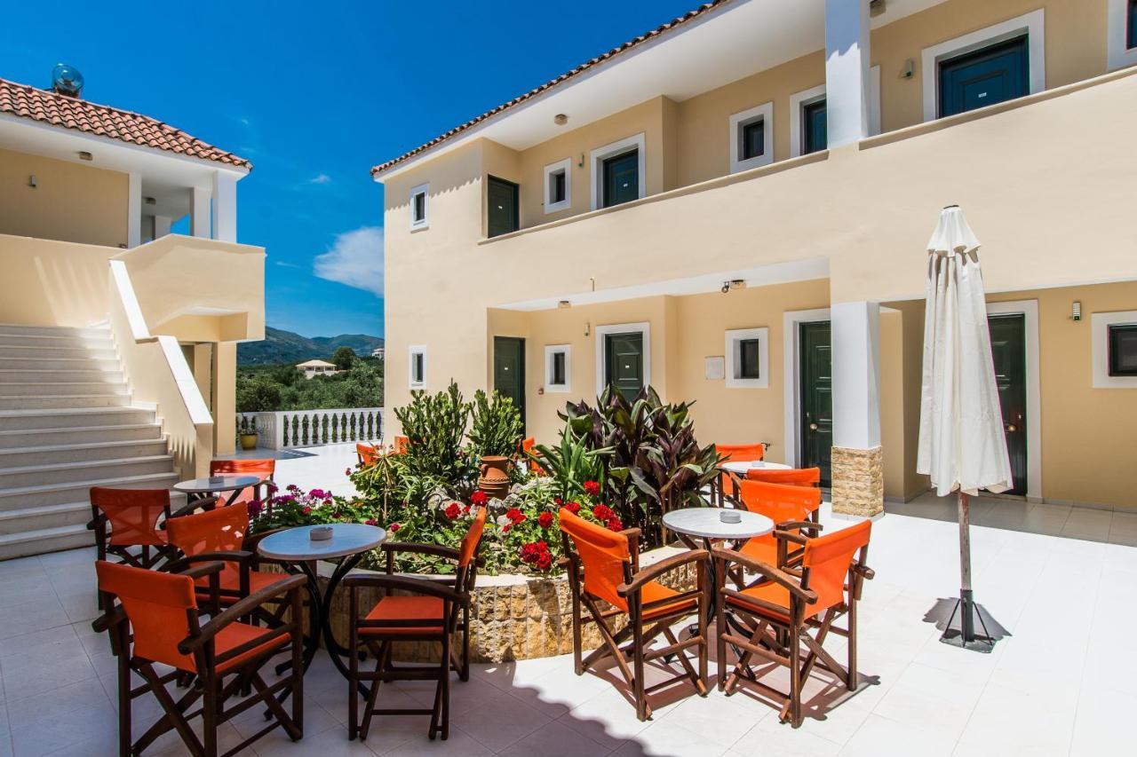 Bozikis Palace Hotel Agios Sostis  Екстер'єр фото
