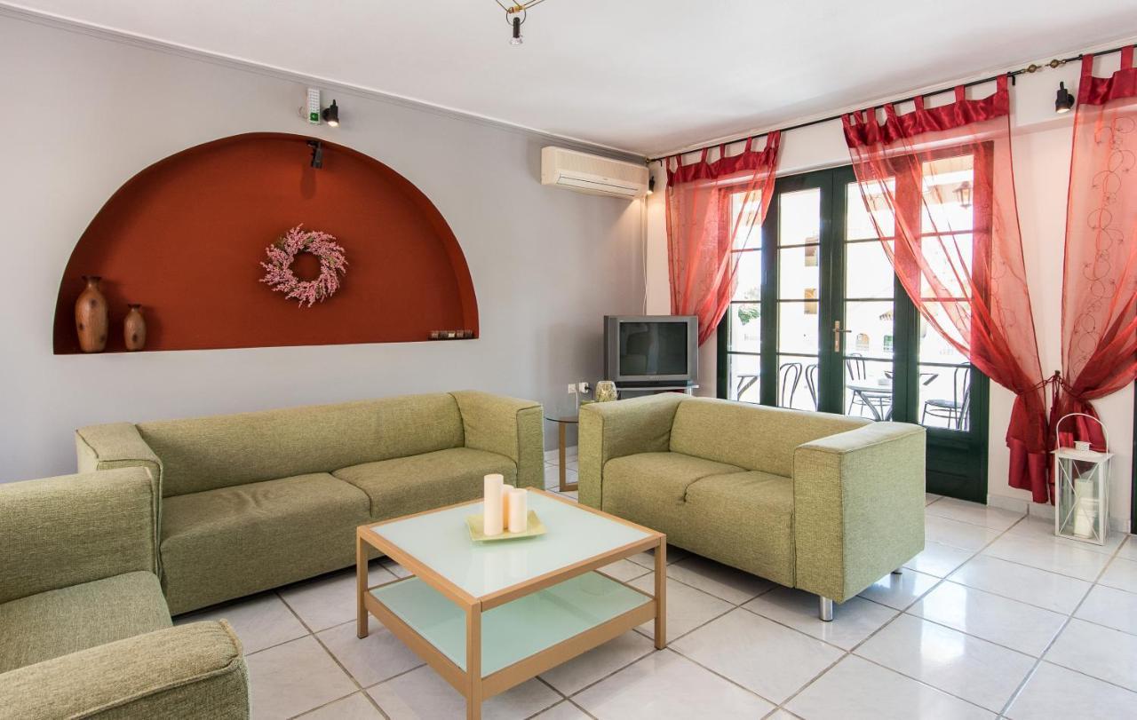 Bozikis Palace Hotel Agios Sostis  Екстер'єр фото