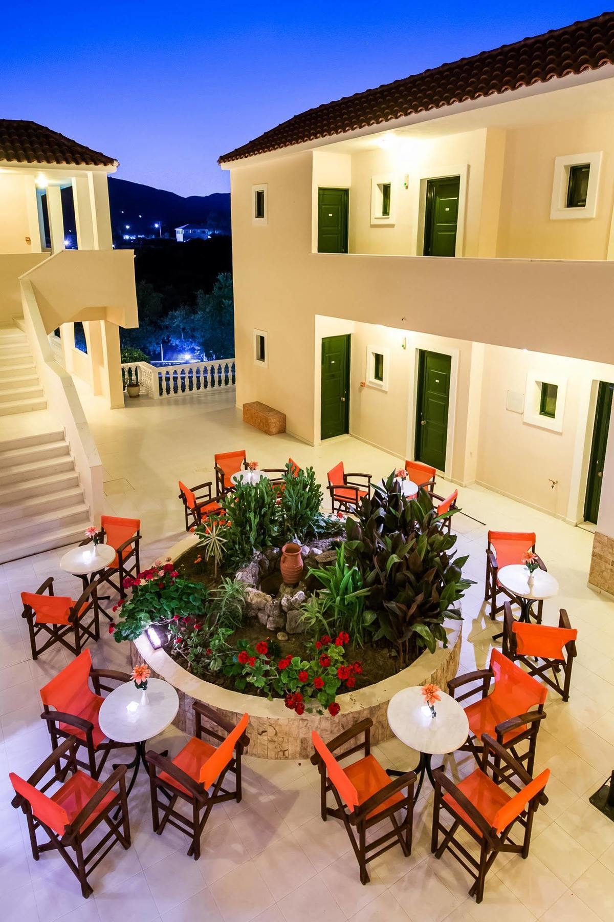 Bozikis Palace Hotel Agios Sostis  Екстер'єр фото